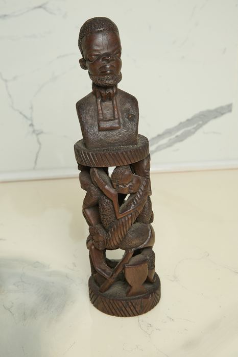 Guardian bust